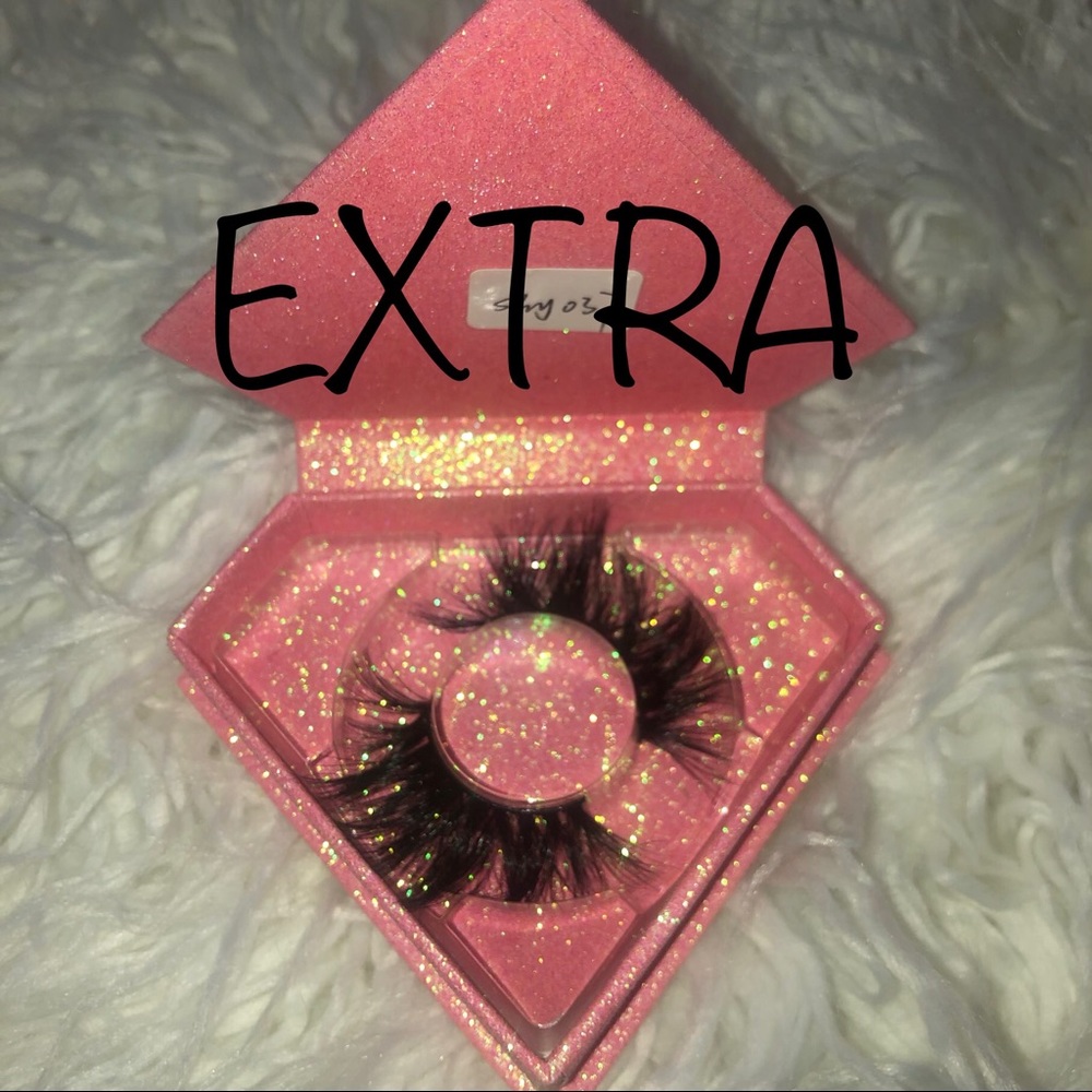 “EXTRA” MINK EYELASHES